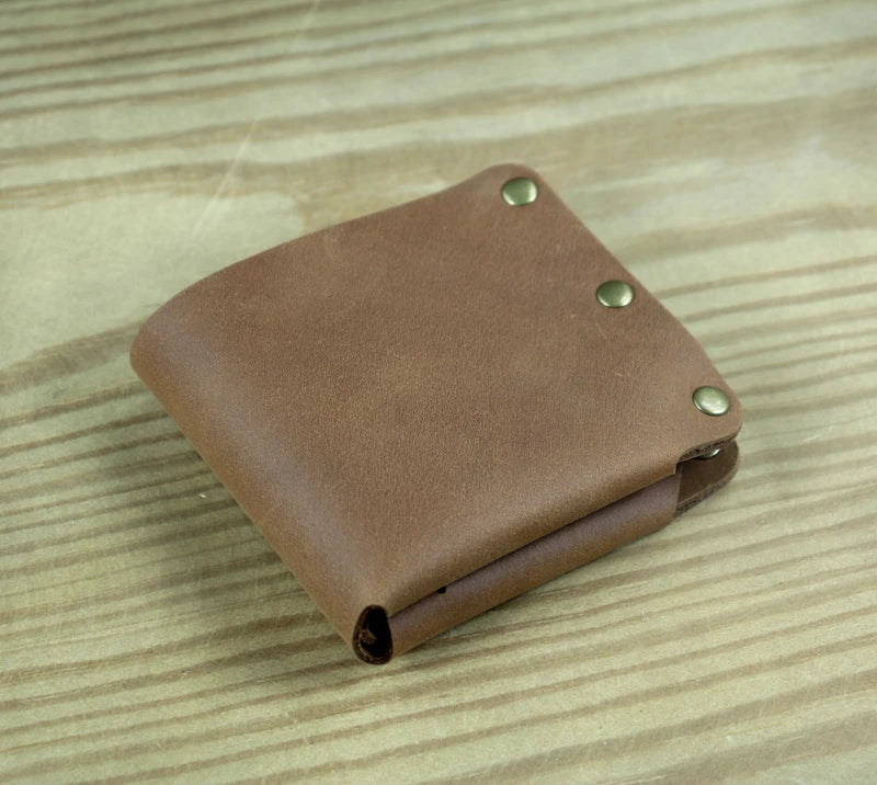 Fashion PUNK Handmade Crazy Horse Genuine Leather Wallet Men Money clip Short Wallet Bag Stud male Purse Card Holder Wallet