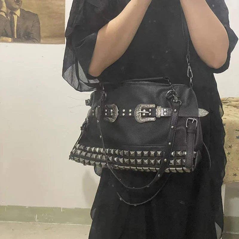 Spice Girl Carved Leather Buckle Bag Large Capacity PU Fashion Rivet Cool Handbags Oblique Straddle Portable Punk Tote Bags