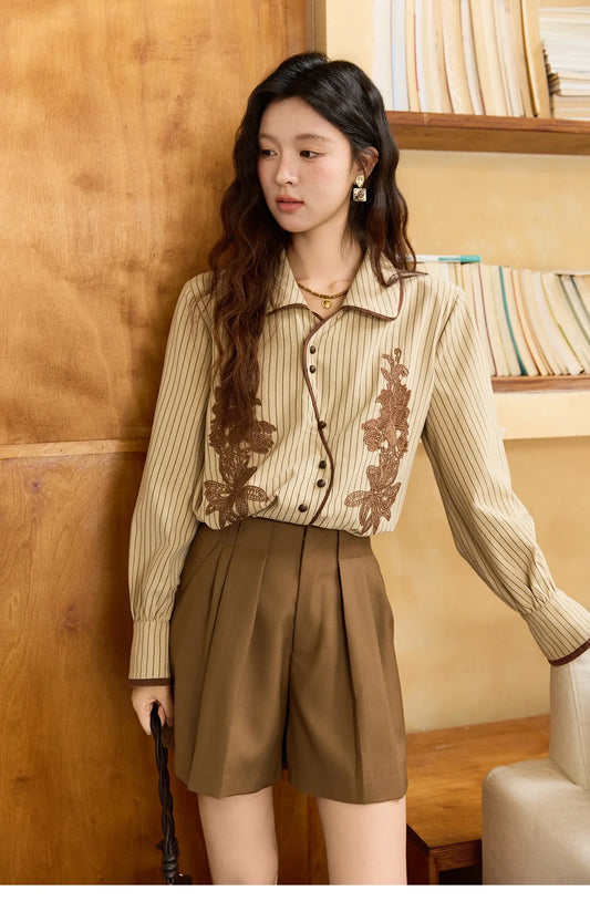 Khaki Brushed Striped Shirt 2025 Autumn Vintage Lace Embroidered Long Sleeved Shirts Asymmetric Placket Top MXE45C2402