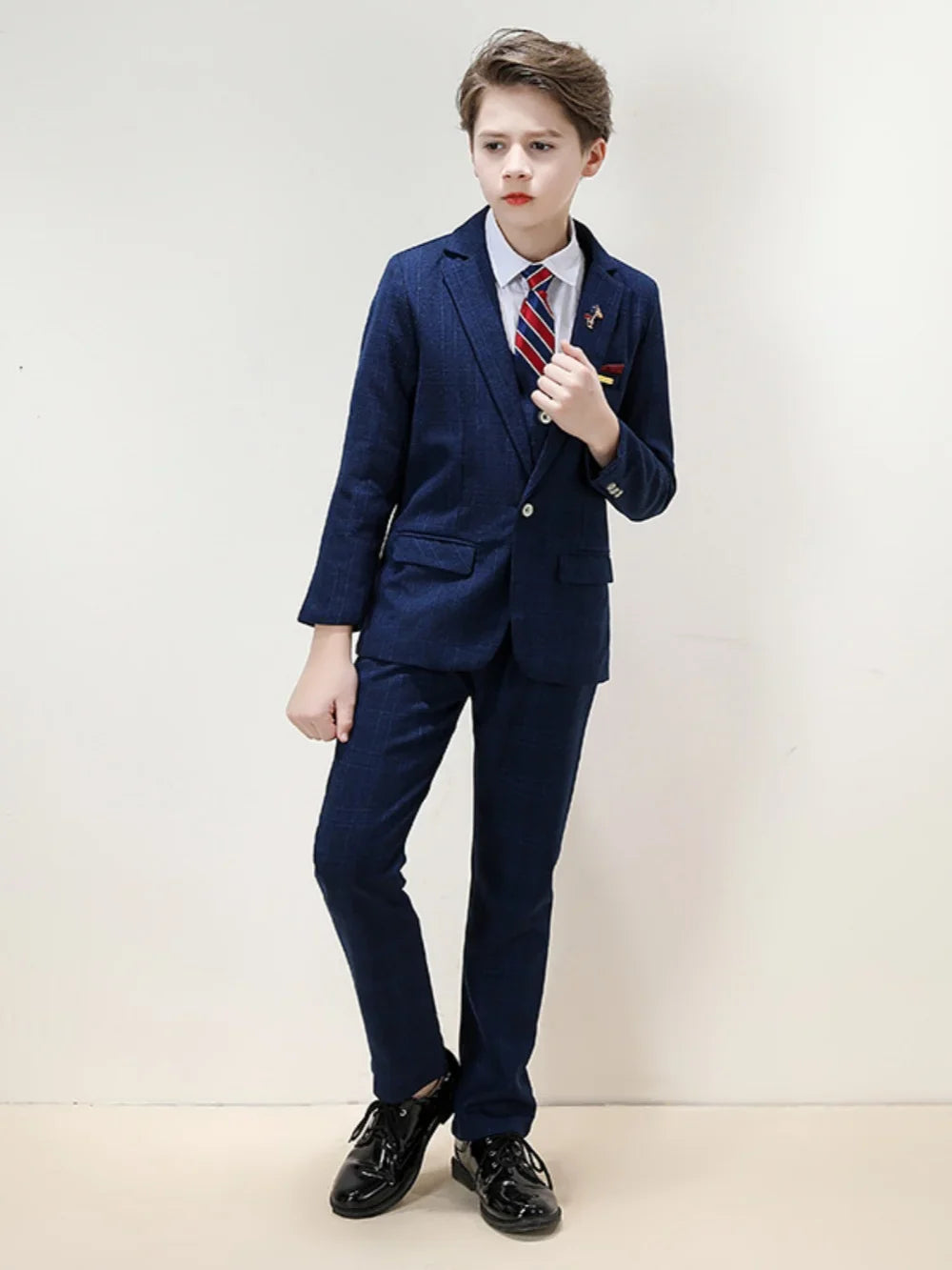 Notched Lapel Boys Slim Fit Suits 3 Pieces Host Costumes Autumn Long Sleeved Kids Suit Set Birthday Party Tuxedo Plus Size