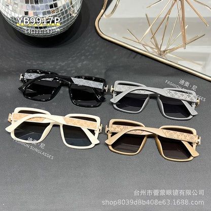 2025 Polarized Square Sunglasses Women Trendy Luxury Sun Glasses New Vintage Leather Print Glitter Eyewears UV400 Gafas De Sol