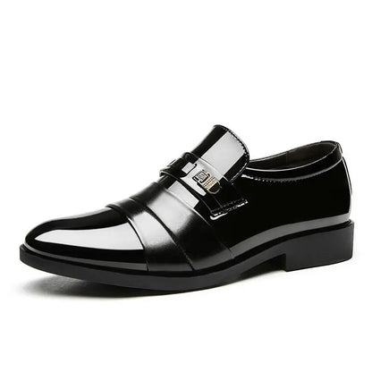Social Shoe for Men Casual Business Patent Leather Dress Shoes Man Bright Upper Pointed Toe 2025 Trend Office Suit Footwear New