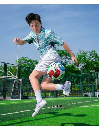 New Men Soccer Shoes Hot Sale Women Professional Football Boots Futsal Cleats Ultralight Unisex High-quality TF/FG Sneakers
