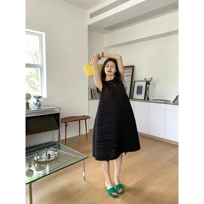 Miyake Pleated Women's Dresses Loose Plus Size High Quality Sense of Elegance Sleeveless Mid-length Skirt 2025 Spring New