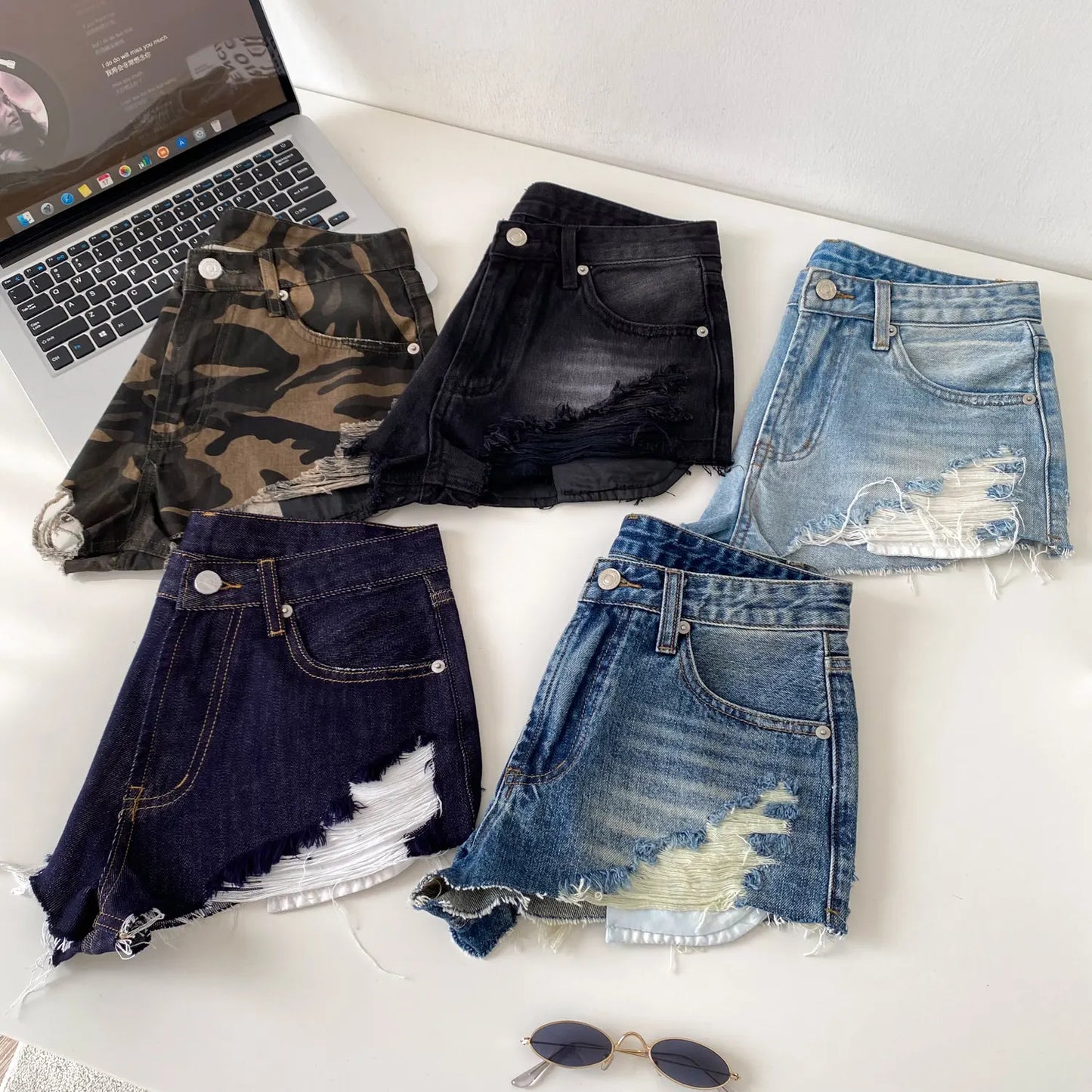American Retro Camouflage Mini Shorts 2026 Ladies Hollow Out Slim Beach Pants Hot Girl Sexy Print Denim Shorts