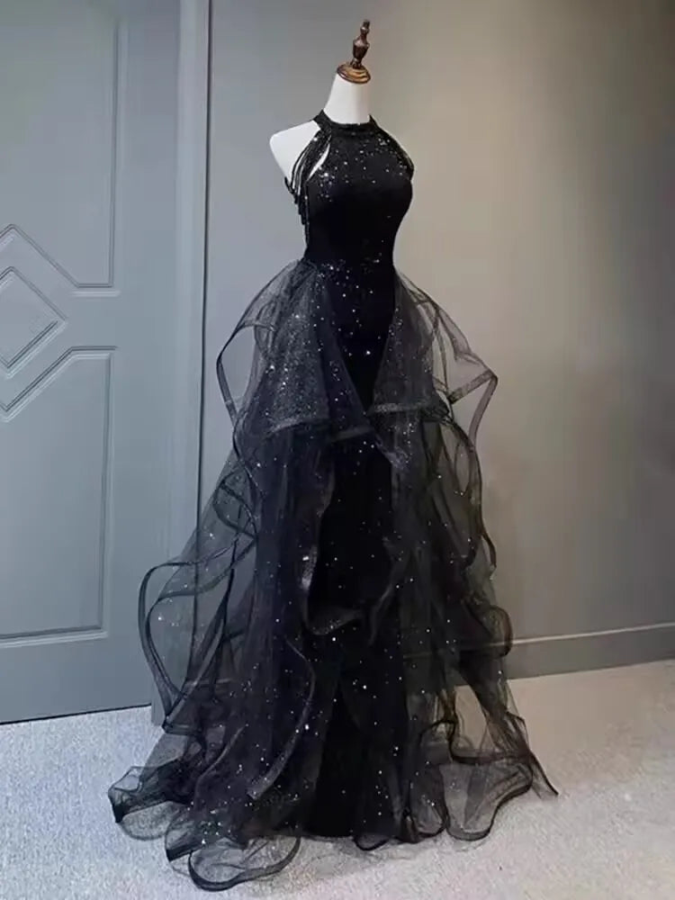 Elegant Sparking Navy Blue Evening Dresses Halt Beading Party Gown Customized Prom Dress 2025 Tiered robes de soirée Sweep Train
