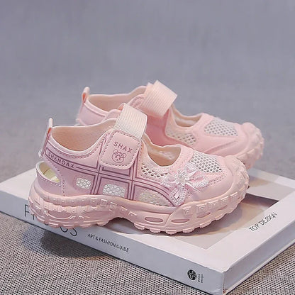2026 summer new girls' bow mesh toe sandals soft and casual beach sandals children's outdoor walking non slip flat shoes