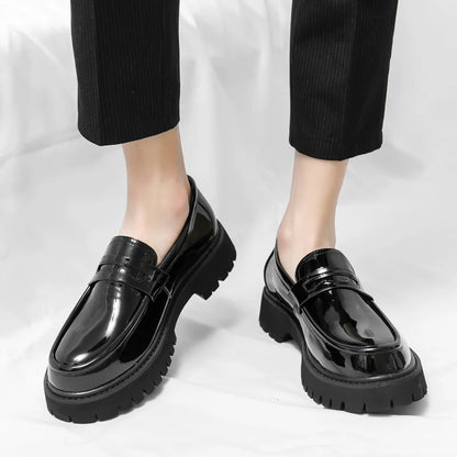 New Men's Luxury Leather Shoes Genuine Leather Dress Shoes Fashion Loafers Slip-on Comfy Casual Business Shoes Fomal Mocassins