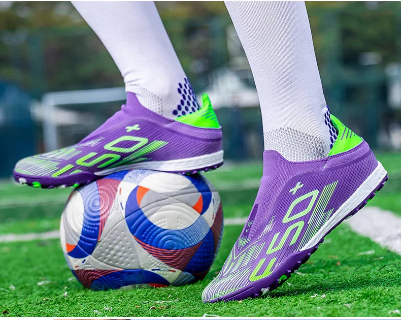New Men's Soccer Shoes Non Slip Indoor Football Boots Sport Comfortable Grass Cleats Ultralight Fg Turf Futsal Adult Non-Slip