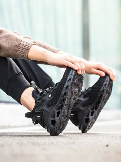 Lightweight Breathable Sneakers Work Hiker Boots Puncture-proof Outsole Construction Work Shoes Men Protection Safety Shoes