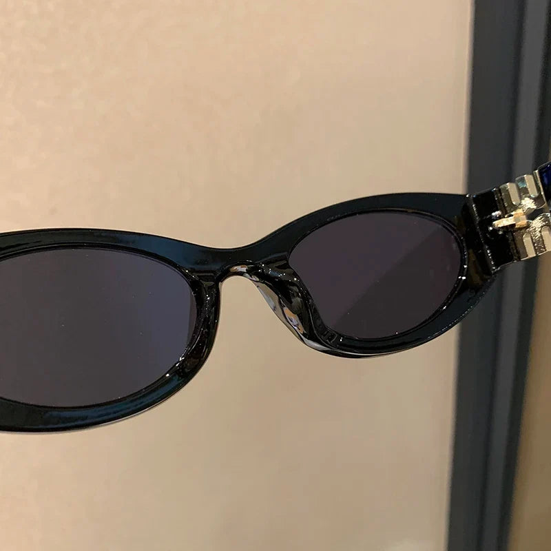 2025 New Fashion Small Frame Cat Eye Sunglasses Women Men Brand Design Luxury Sun Glasses Ladies Eyewears Oculos De Sol UV400