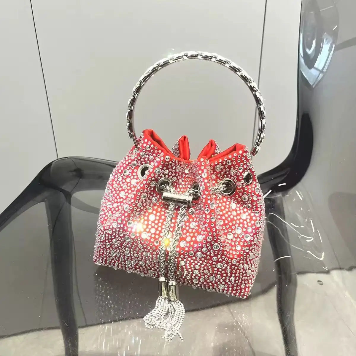 Luxury Designer Women Handbag Glitter Diamond Banquet Bag Satin Bucket Bag Wedding Party Clutch Purse Exquisite Evening Bag