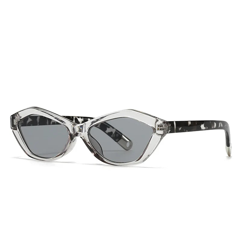 Fashion UV400 Cat Eye Sunglasses for Women Outdoor Stylish Retro Eyewear with Unique Temple Design Sun Glasses Gafas De Sol