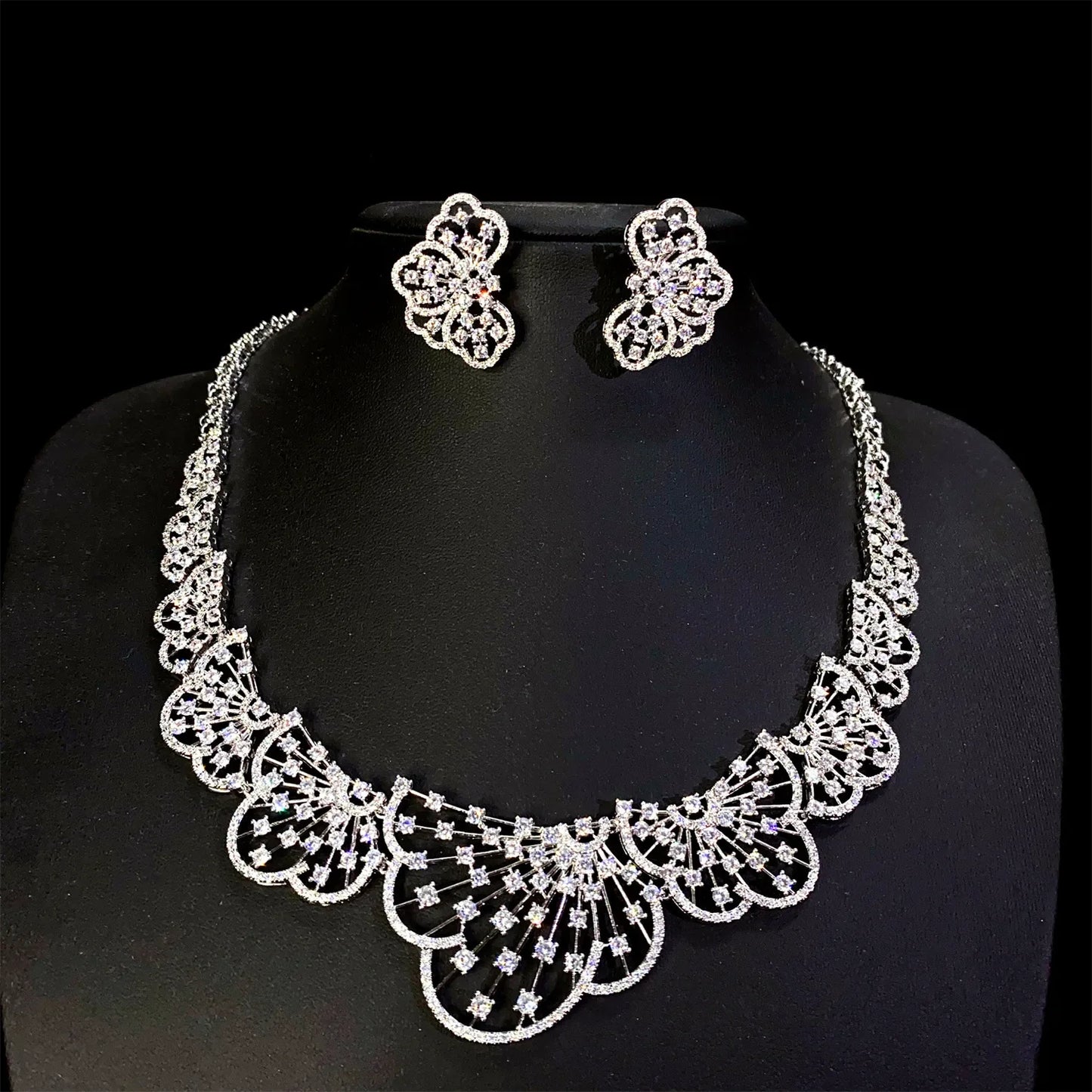 Famous Brand Super Luxury Fan-shaped Design Women Wedding Naija Bridal Cubic Zirconia Necklace Dubai Dress Jewelry Set
