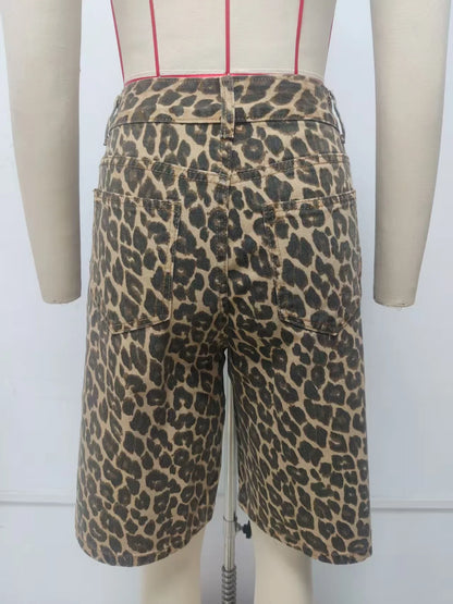 Summer New Leopard Print Denim Shorts for Women American Retro High Waist Knee-Length Shorts Fashionable Casual Jean Shorts