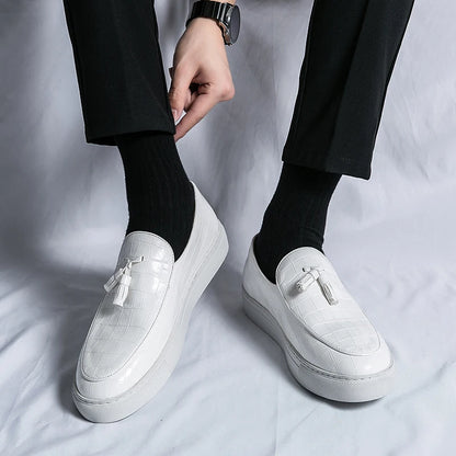 Zapatos De Hombre Loafers Men's Tassel Slip-On Comfortable Men Leather Shoes Casual Shoes Fashion Oxford Shoes Large Size 38-47