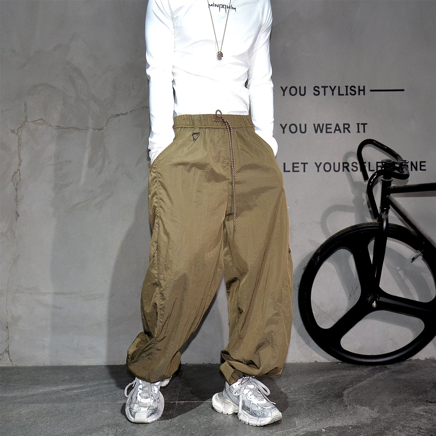 Mens Jogger Pants Outdoor Lightweight Water Repellent Quick Dry Functional Hiking Loose Baggy Trendy Cuffed Sweatpants Fashion