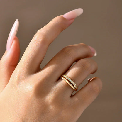 ATTAGEMS Bague deux cercles moissanite en argent 925, plaquée or 18 carats, bague empilable simple pour femme, bijoux fins de fiançailles