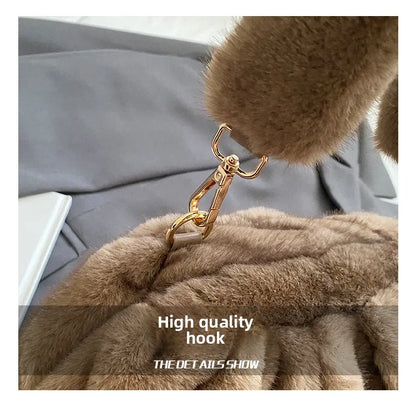 New Womens Shoulder Bag Fluffy Crossbody Bag Vintage Faux Fur Cloud Purse for Autumn Winter Commuting Simplified Storage Bags