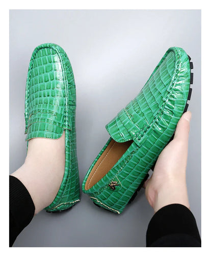 Patent Leather Loafers for Men, Crocodile Pattern, Korean Style, Trendy, Popular Casual Leather Shoes, Slip-On Loafers, Lazy Shoes