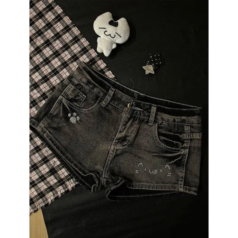 2026 Summer New Cute Hot Diamond Denim Low Waist Super Shorts Female Slim Black Gray Tight Y2k Shorts Hot Pants