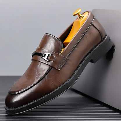 Men's Casual Leather Shoes 2026 New Spring Season Loafers for Men with Slip-On Flats British Style Men Walking Shoes Moccasins