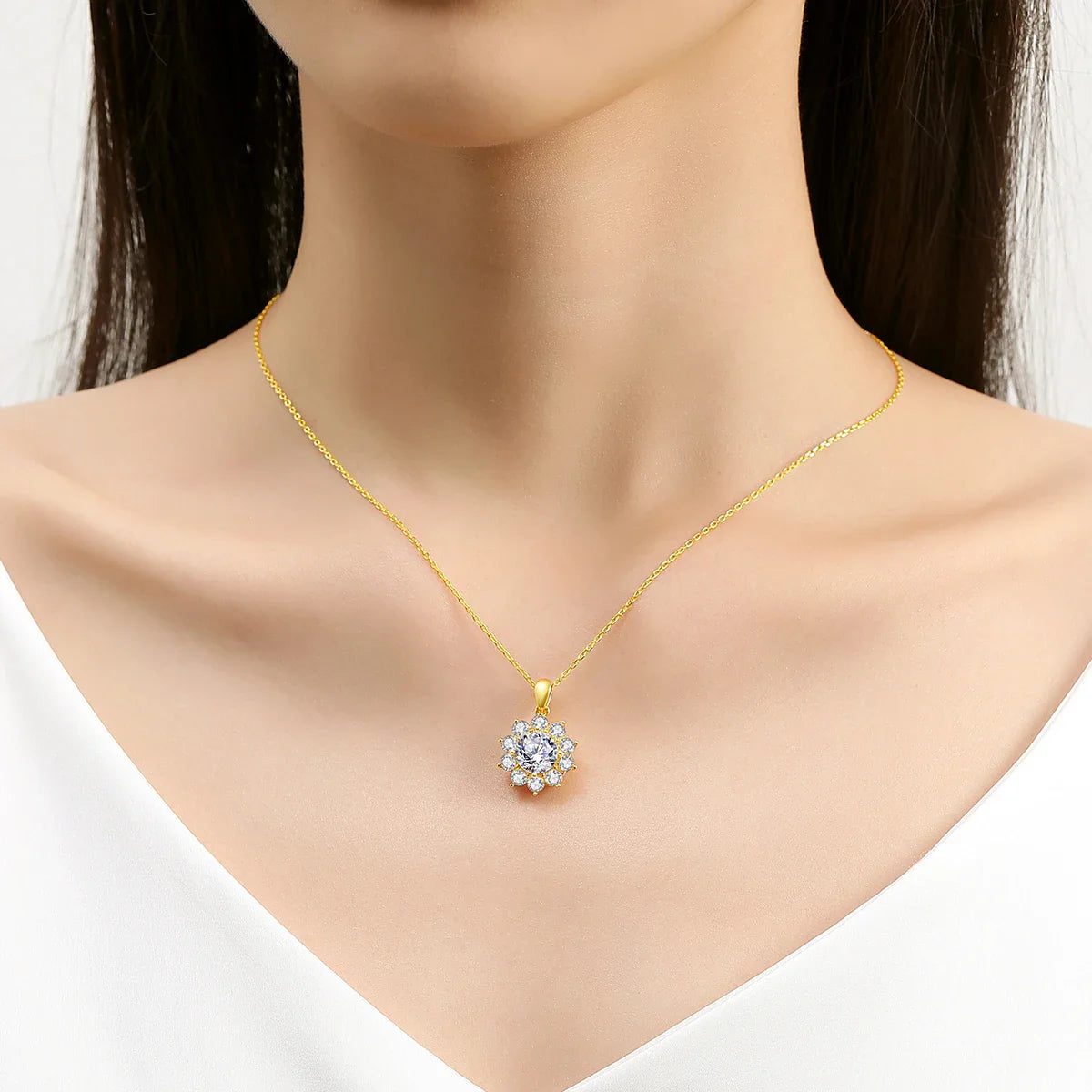 Sunflower 18K Gold Moissanite Pendant Women Wedding Lab Diamond Necklace Charm for Engagement Party Bridal Jewelry Accessorise