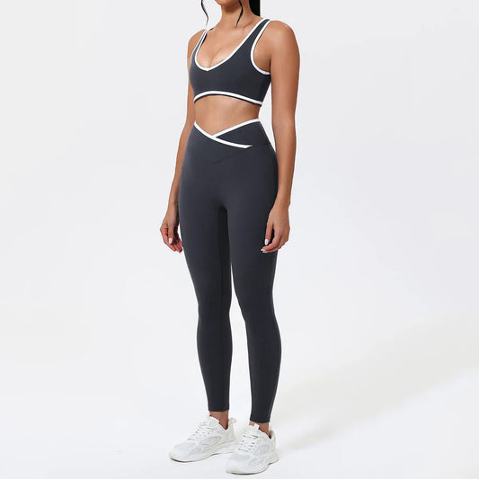 Women Summer Contrasting Sports Bra Shorts Set Female Two-Piece Set Running Shock-Absorbing Neck Hanging Underwear Yoga Set