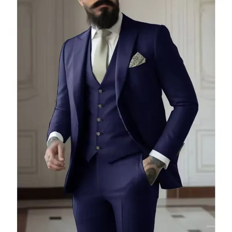 Classy Men Suits 3 Pieces Light Green Peak Lapel Jacket Vest Pants Classic Set for Wedding Groom Wedding Business Events Dress