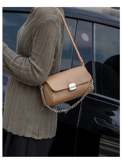 Supple Genuine Leather Women's Barrel Crossbody Bag - Commuter-Friendly Small Chain Strap Shoulder Bag for Everyday Chic