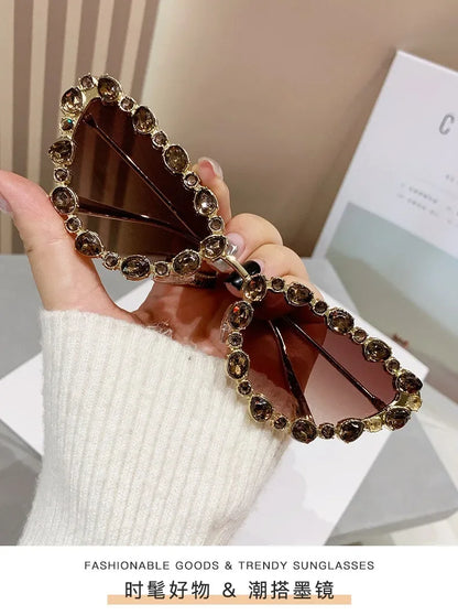 Luxury Crystal Women Cat Eye Sunglasses Female Diamond Trending Metal Frame Sun Glasses Driving Eyeglasses Uv400 Gafas De Sol