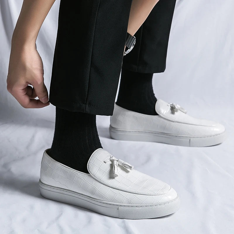 Zapatos De Hombre Loafers Men's Tassel Slip-On Comfortable Men Leather Shoes Casual Shoes Fashion Oxford Shoes Large Size 38-47