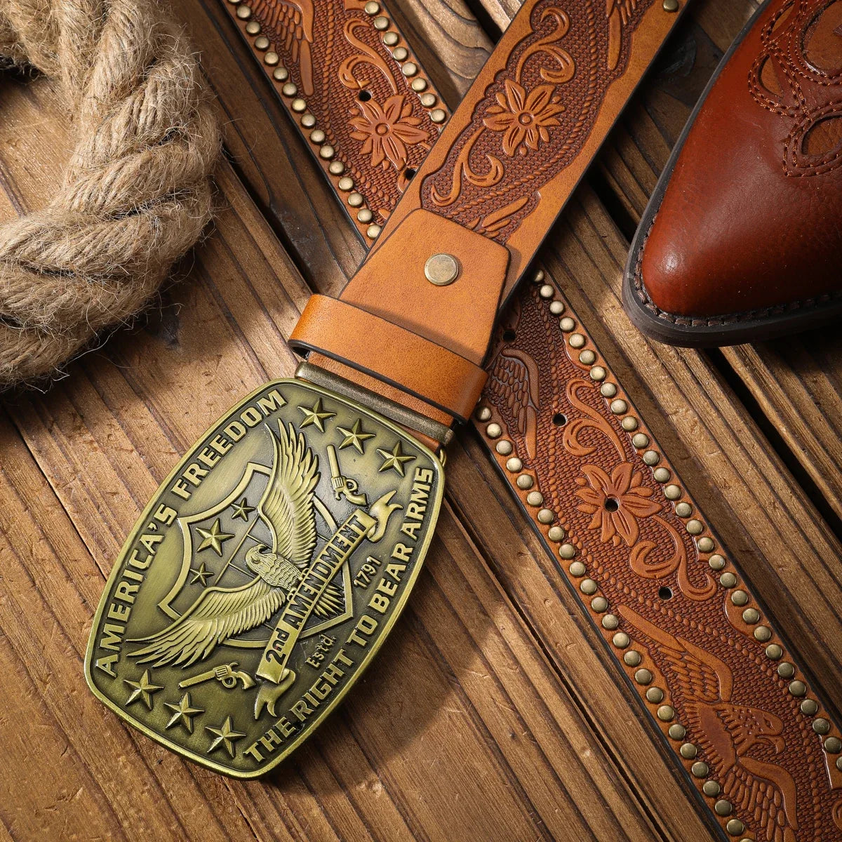 A western denim style PU material embossed belt metal plate QQ head men and women of the same daily leisure delivery punch nails