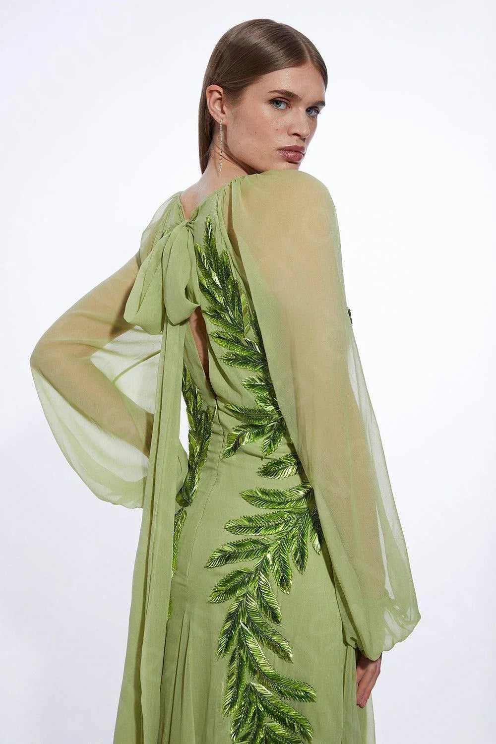 Customized Latest Sage Evening Dresses 2025 Arabic Round Neck Prom Party Gowns Puffy Long Sleeves Wedding Guest Dresses Feathers