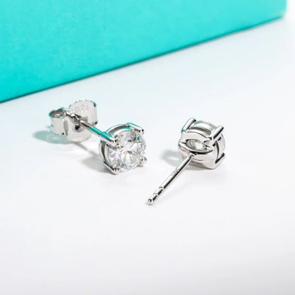 Moissanite Earrings （Not participating in the event.）