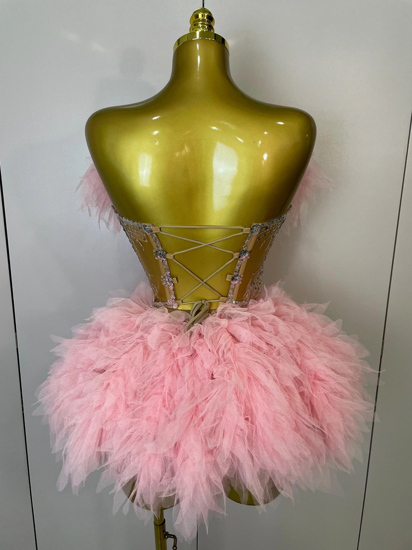 2025Women Sexy Backless Strap Mesh Fluffy Skirt 2 Pieces Diamond Sequins Stage Performance Costume Birthday Party Shooting Dress