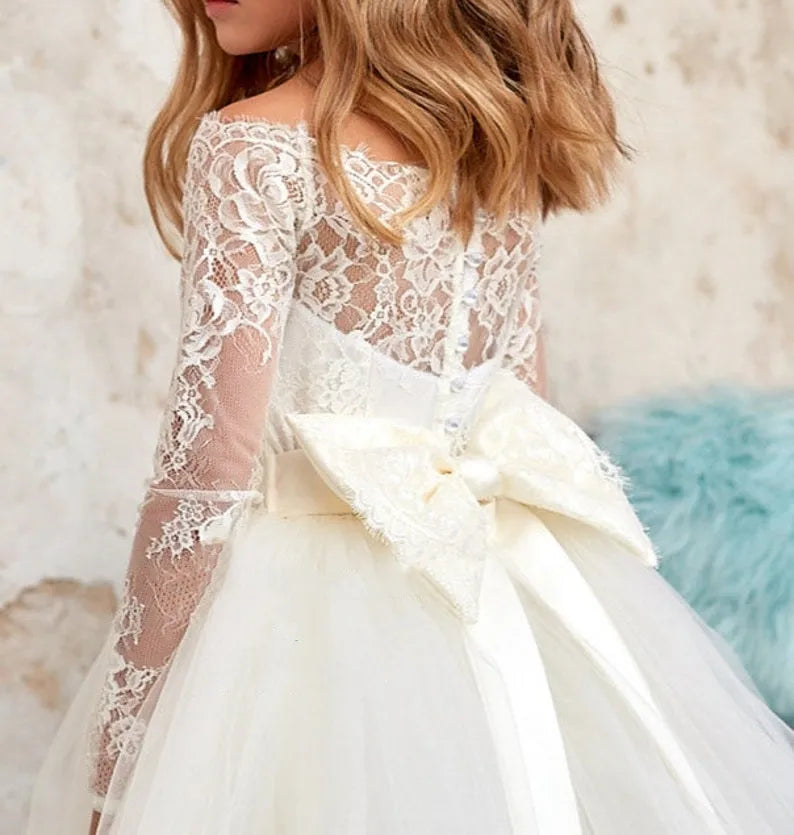 Customized Full Sleeves Flower Girl Dress Bohemian Tulle Ivory White Lace Bow Girls First Communion Gown Junior Bridesmaid Dress