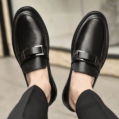 Men's Solid -Color Casual Loafers For Autumn And Winter Comfortable Soft -Soled Business Office Shoe And Metal Buckle Lazy Shoes