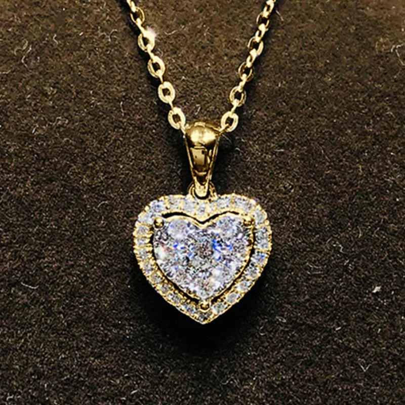 2.3mm Round Halo Moissanite Necklace Exquisite 14K Gold Filled Heart-shaped Pendant Necklaces For Valentine's Day Jewelry