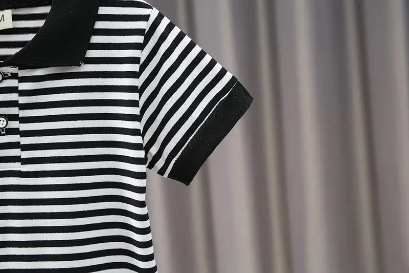 New Baby Boys Girls Summer Outwear Cotton Strips Sports Suit Infant T Shirt Shorts Children Clothing Tracksuits Sets Outwear