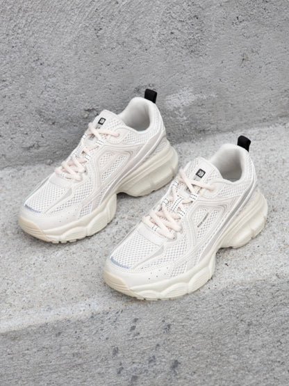 Women Sports Shoes Outdoor Lightweight Breathable Jogging Sneakers Female Casual Mesh Anti-slip Lace Up Running Shoes