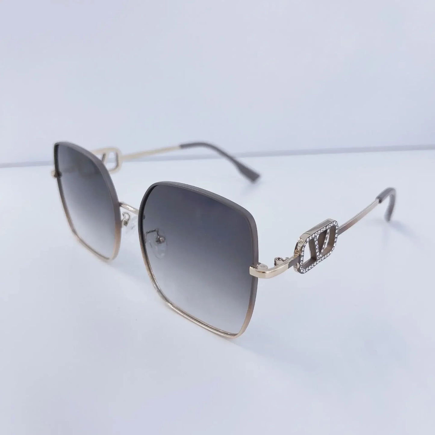 New Fashion Metal Frame Square  Sunglasses for Women Oversized Anti-ultraviolet Polarized Sun Glasses Women's High-end Gafas