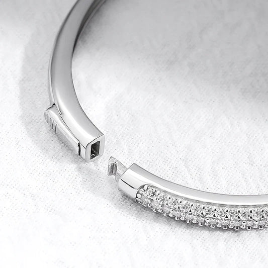 Bracelet jonc tout moissanite 1,5 mm 2,3 carats pour femme, bijoux de qualité de luxe, bracelets en argent sterling S925, cadeau d'anniversaire et de Noël