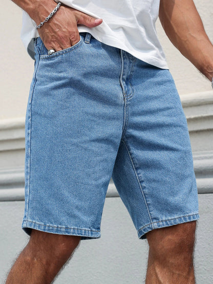 Men's Summer Denim Shorts. A Common Item in Summer. Simple in Style. Suitable for Casual Outings and Trips.