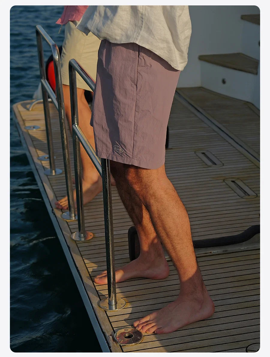 Quick Dry Nylon Shorts Loose Fit 130gsm Lightweight Summer Men's Essential Daily Wear Breathable Beach Shorts For Men