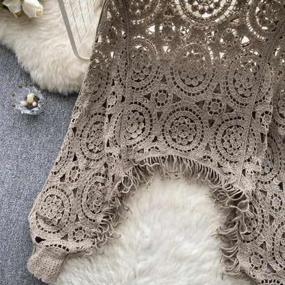 Autumn Casual Loose Knitting Top O Neck Hook Flower Hollow Long Sleeved Tassel Design Fashion French Vintage Blouse
