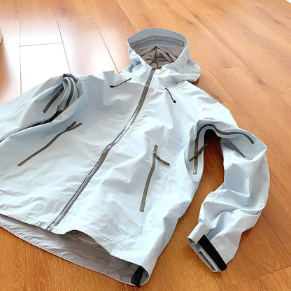 2026 New Storm Jacket Lovers Outdoor Sports Camping Mountain Skiing Trend Fashion British Wind Leisure Waterproof Storm Jacket