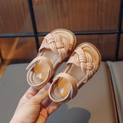 Children Fashion Girls Sandals Casual Weave Breatheable 2023 New Summer Beach Shoes Princess Flats Hook & Loop Chic Kids Korean