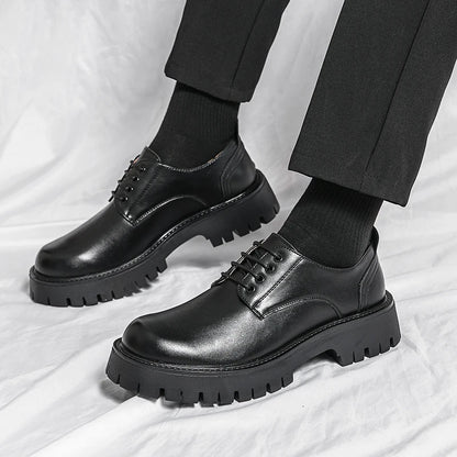 Man luxury Brand British Classic Pointed Dress Shoes Mens Patent Leather Black Wedding Shoes Oxford Formal Shoes Glossy Fashion