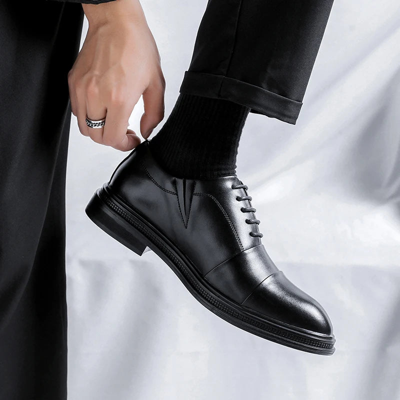 Brand Men Genuine Leather Shoes Black Wedding Bride For Formal Party Dress OEM Italian Men Shoes Casual Soft Casual Shoes